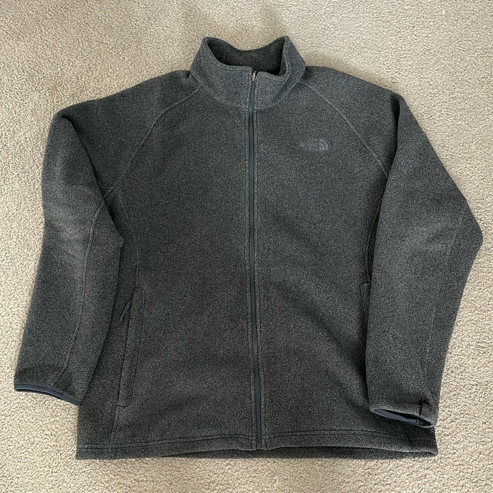 ***LIKE NEW - The North Face Men’s Fleece Jacket***